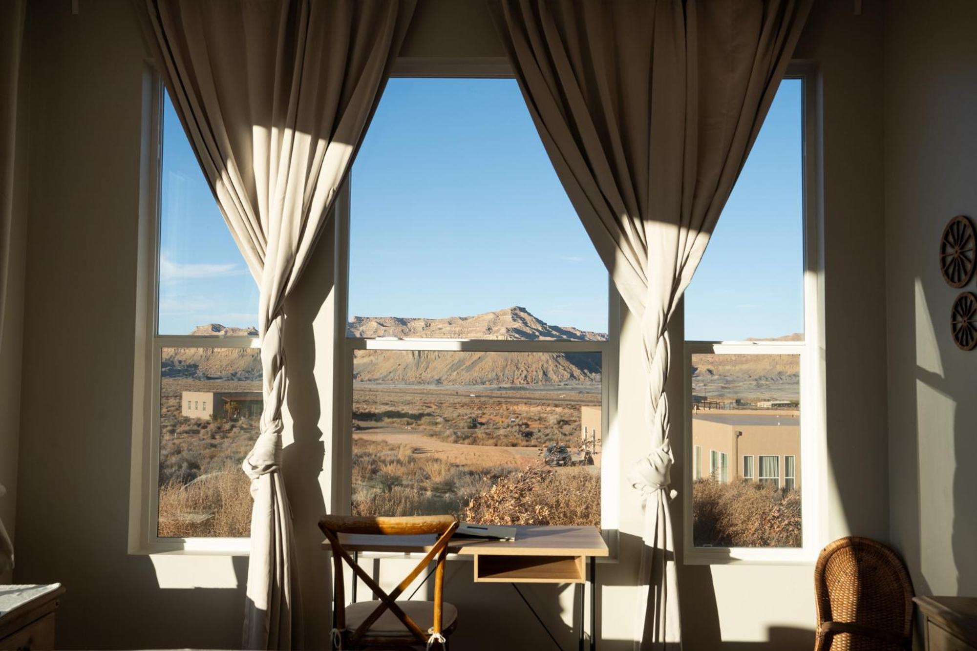 ביג ווטר Page Arizona Border Town- Grand Serenity Room With Mesa Views מראה חיצוני תמונה